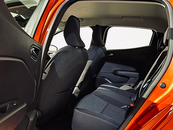 Renault Clio 7 of 18