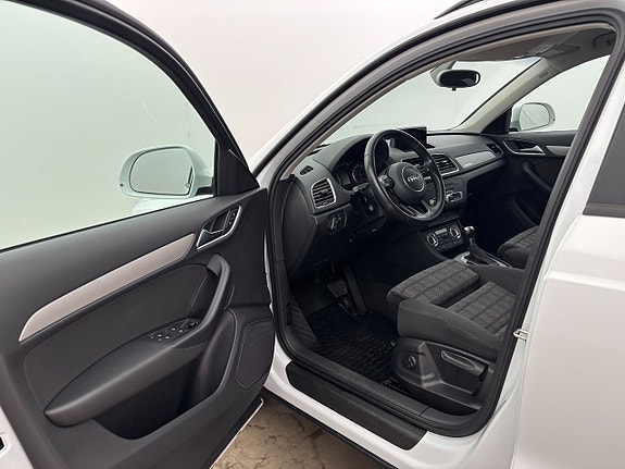 Audi Q3 12 of 20