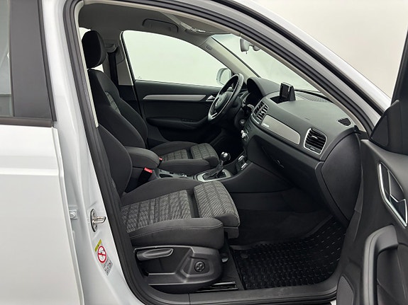 Audi Q3 16 of 20