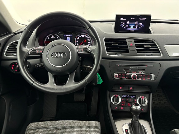 Audi Q3 10 of 20