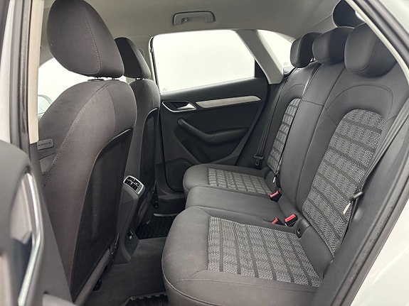 Audi Q3 14 of 20