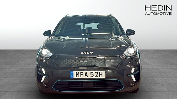 Kia e-Niro 2 of 15