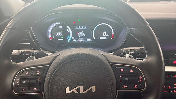 Kia e-Niro 10 of 15