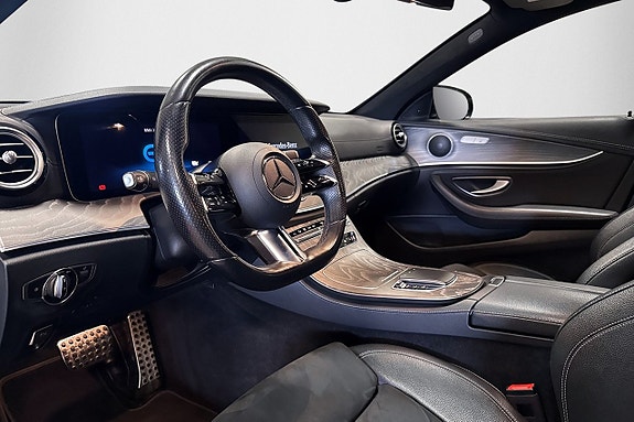 Mercedes-Benz E300 e 8 of 23
