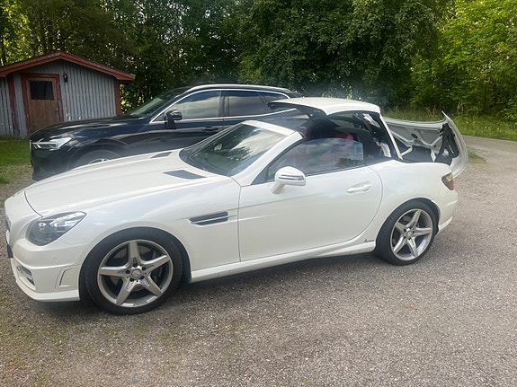 Mercedes-Benz SLK200 3 of 6