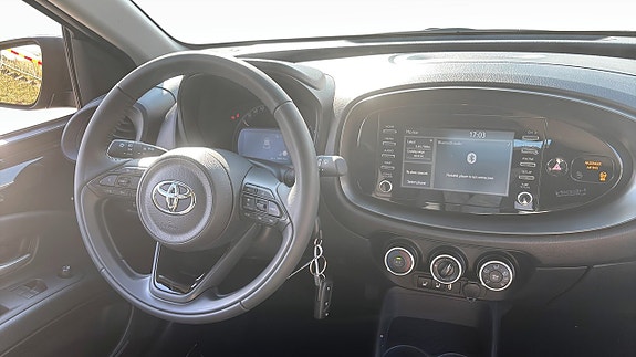 Toyota Aygo X 4 of 9