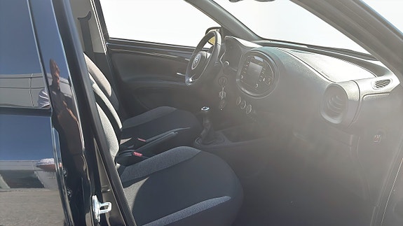 Toyota Aygo X 3 of 9
