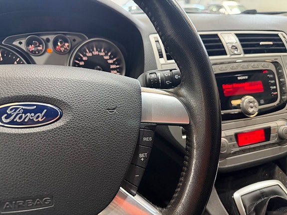 Ford Kuga 26 of 30