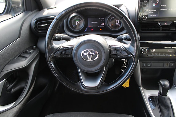 Toyota Yaris Cross 6 of 9