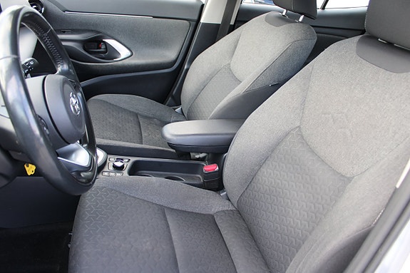 Toyota Yaris Cross 8 of 9
