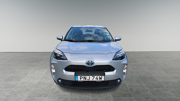 Toyota Yaris Cross 3 of 9