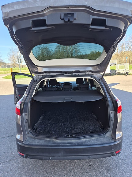 Ford Focus 9 of 11