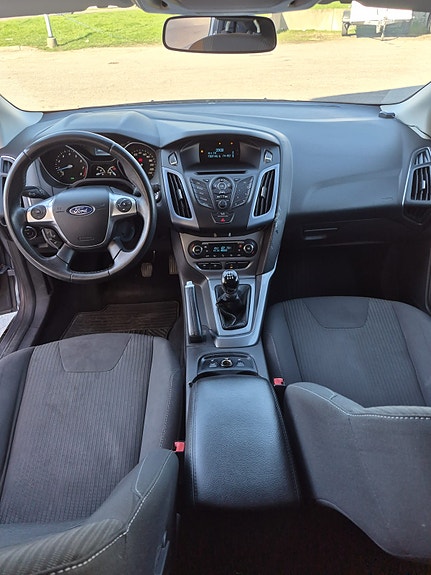 Ford Focus 8 of 11