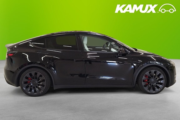 Tesla Model Y 2 of 20
