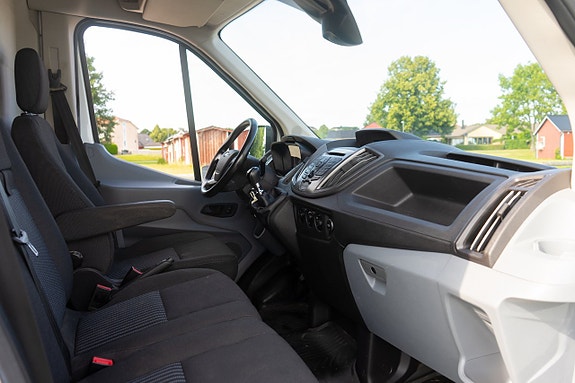 Ford Transit 29 of 29