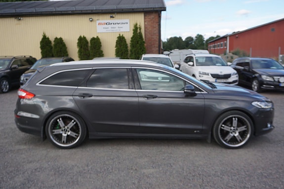 Ford Mondeo 3 of 8