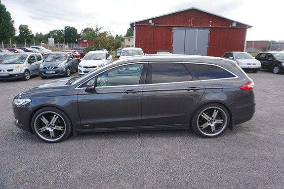 Ford Mondeo 4 of 8