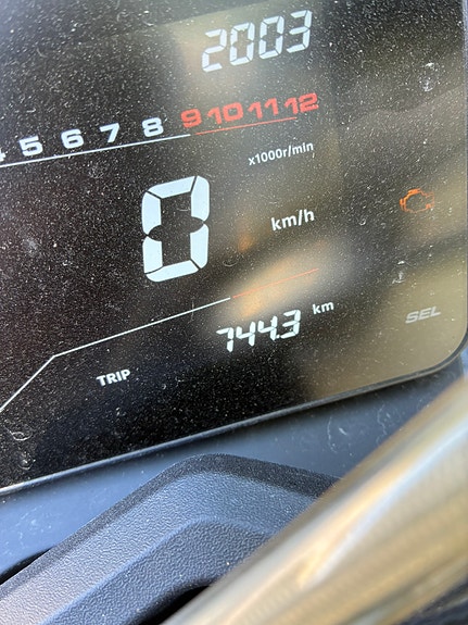 Motocr R9 4 of 8