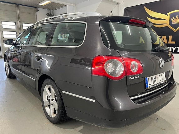 Volkswagen Passat 6 of 26