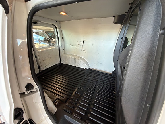 Volkswagen Caddy 12 of 20