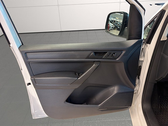 Volkswagen Caddy 20 of 20