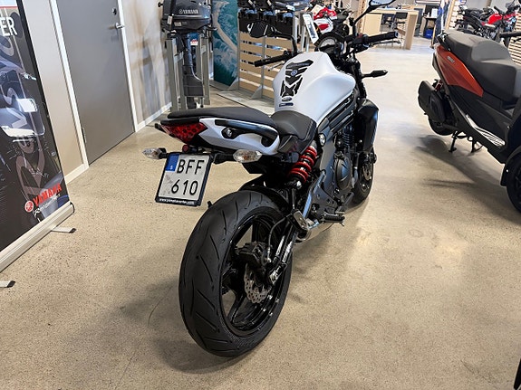 Kawasaki ER-6 ABS 4 of 4