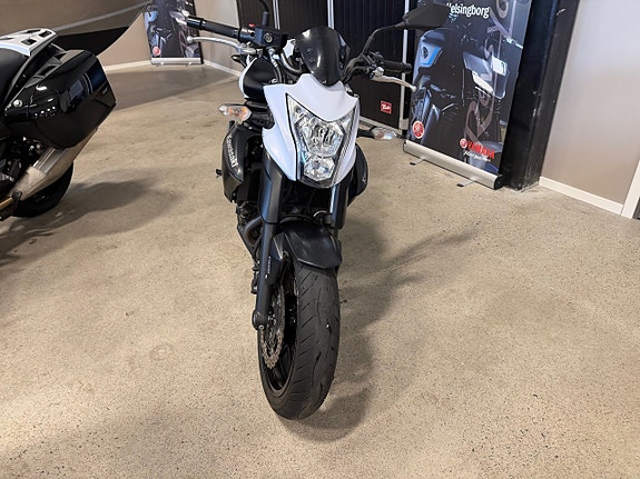 Kawasaki ER-6 ABS 3 of 4