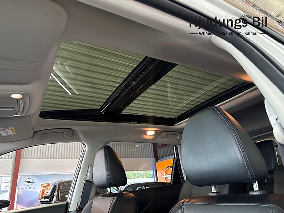 Nissan X-Trail 11 of 14