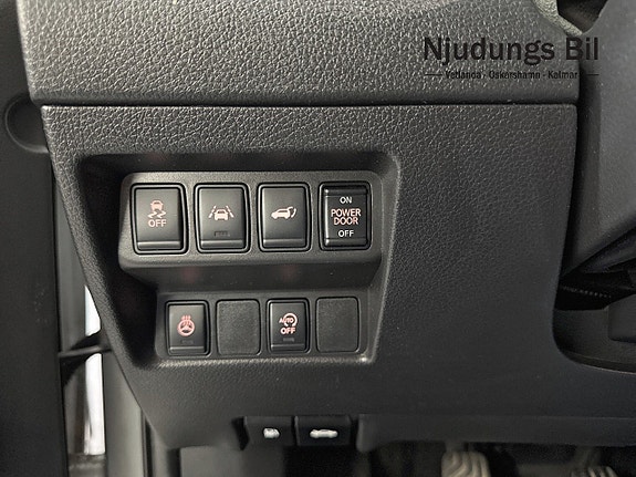 Nissan X-Trail 10 of 14