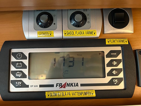 Frankia I 740 / Alde / AC / Ugn / Långbäddar 20 of 22