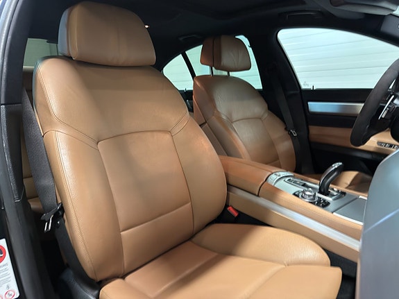 BMW 730 15 of 24