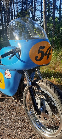 Triumph T100 GP500 6 of 8