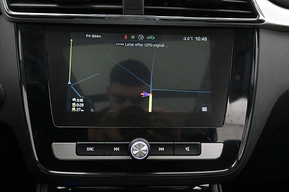 MG ZS 16 of 27