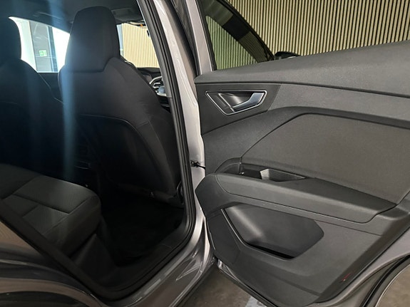 Audi Q4 e-tron 24 of 30