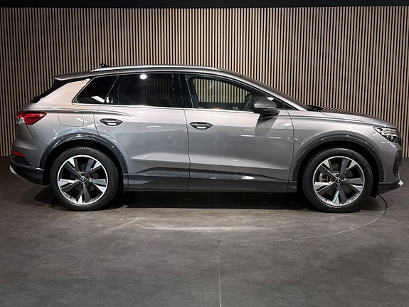 Audi Q4 e-tron 3 of 30