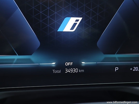 BMW i4 9 of 16