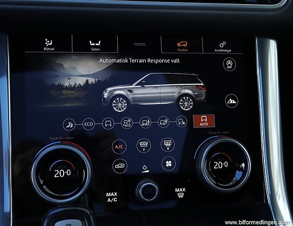 Land Rover Range Rover Sport 16 of 21