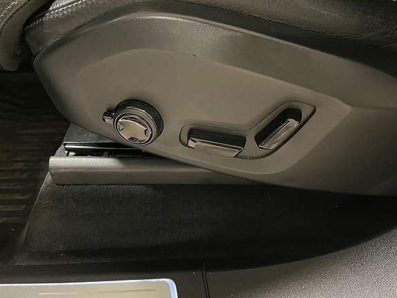 Volvo XC90 18 of 26