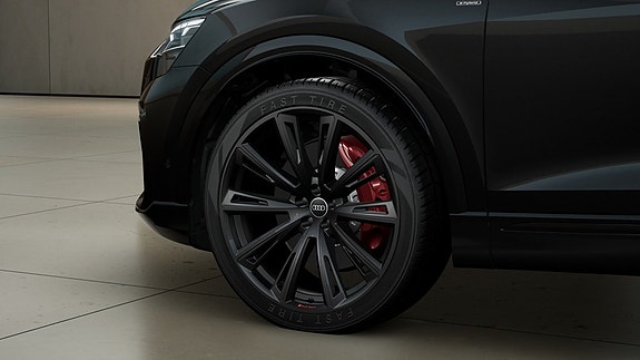 Audi Q8 5 of 11