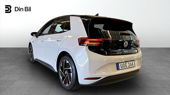 Volkswagen ID.3 3 of 14