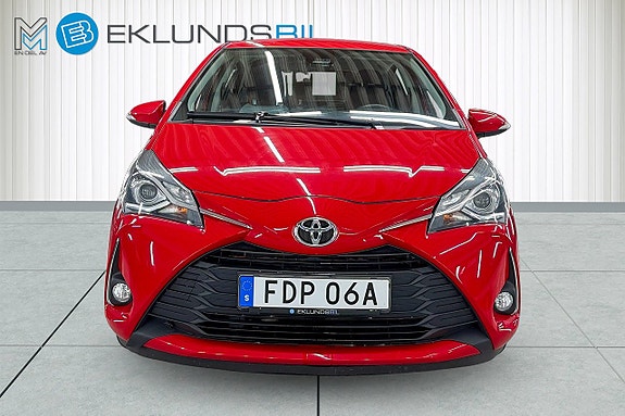 Toyota Yaris 8 of 20