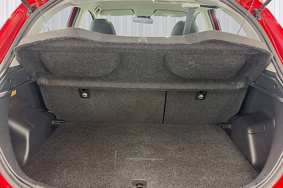 Toyota Yaris 20 of 20