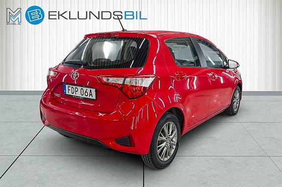 Toyota Yaris 6 of 20