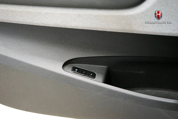 Polestar 2 10 of 26