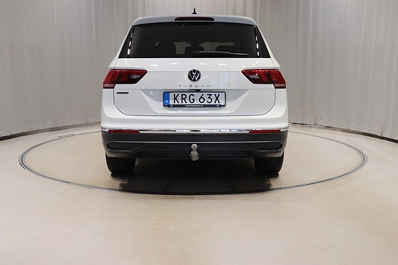 Volkswagen Tiguan Allspace 5 of 11