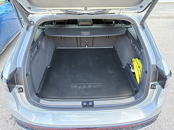 Volkswagen Passat 11 of 11