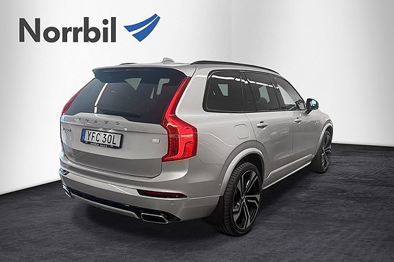 Volvo XC90 6 of 20