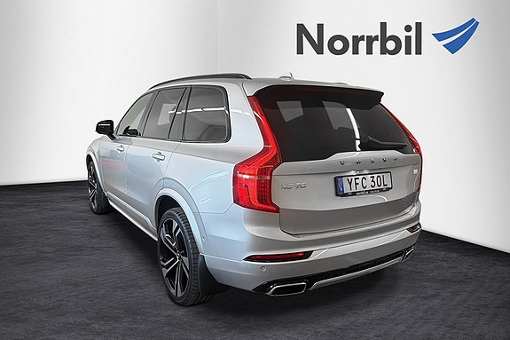 Volvo XC90 4 of 20