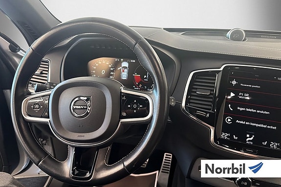 Volvo XC90 9 of 20