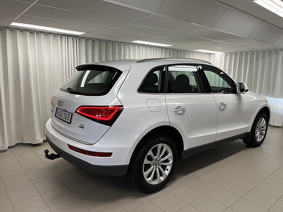 Audi Q5 3 of 12